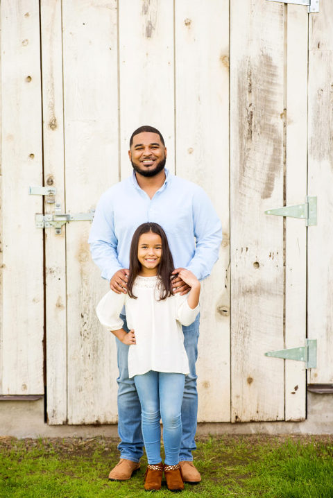 rustic family portraits at bernal ranch park