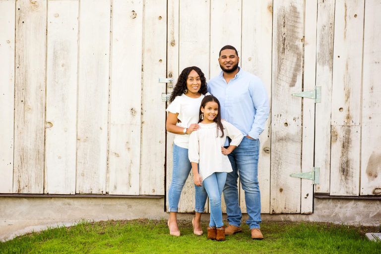 rustic family portraits at bernal ranch park