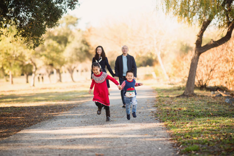 Three Ways To Capture Fun Family Portraits