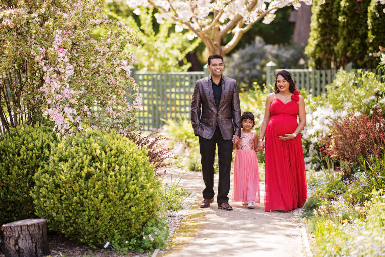 Maternity Photos At The Elizabeth Gamble Garden Steven Cotton