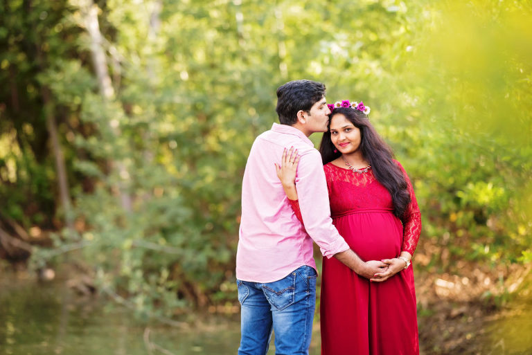How To Take Candid Maternity Portraits - Steven Cotton Photography
