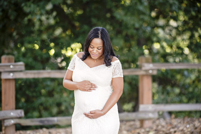 What Is The Best Time Of Day For Maternity Portraits?