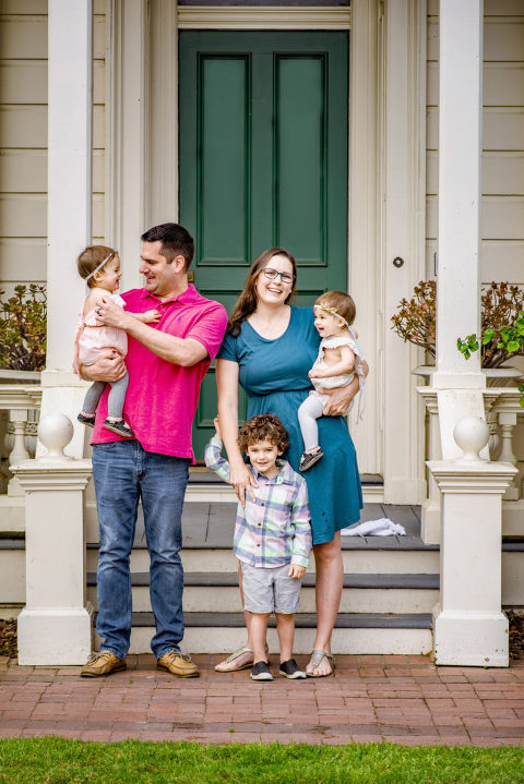 family pictures with social distancing