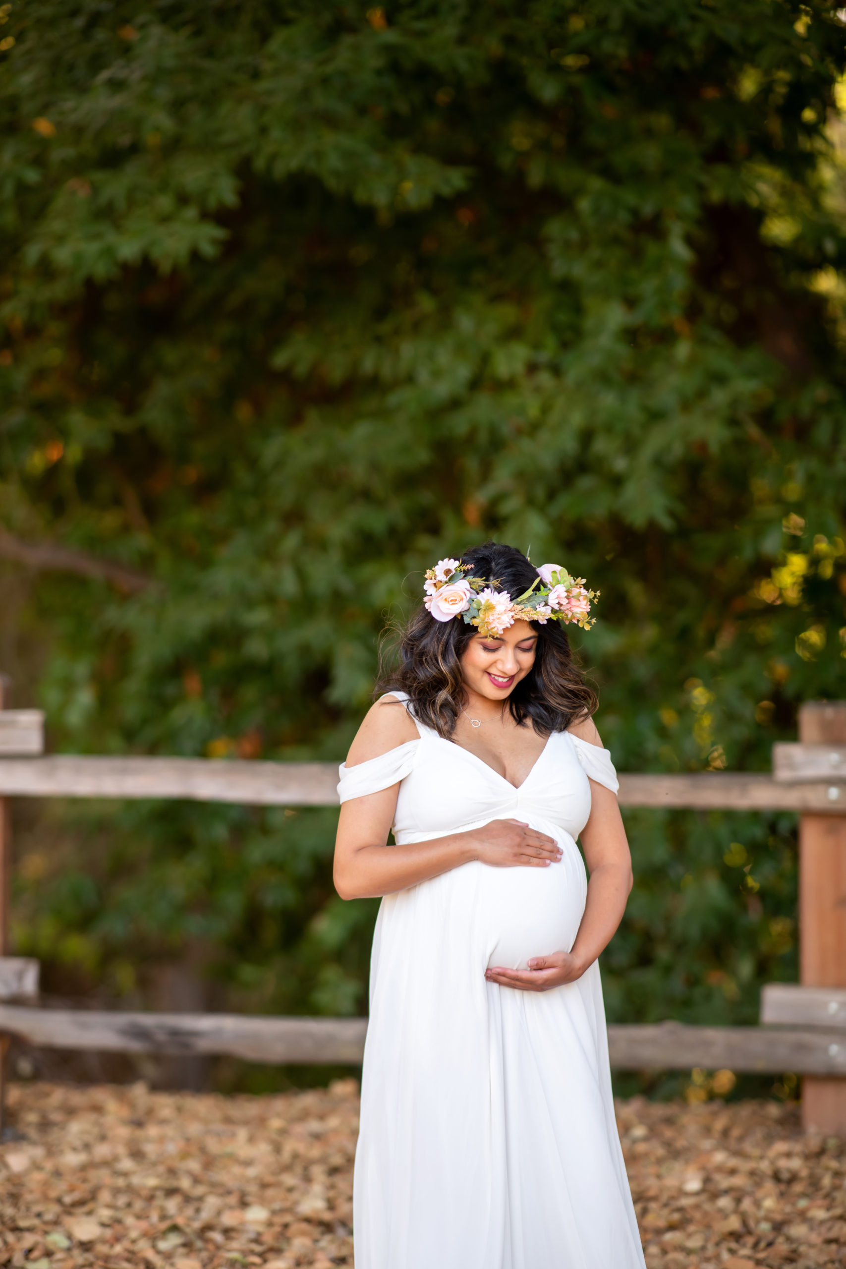 Is A White Dress Good For Maternity Portraits? - Steven Cotton Photography