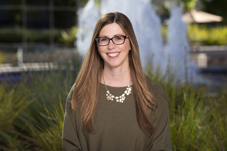 outdoor headshots in Campbell