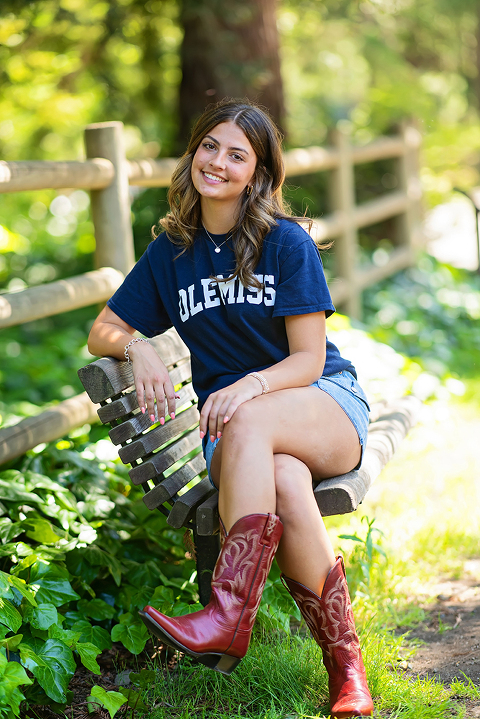 senior portraits at Oakmeadow Park